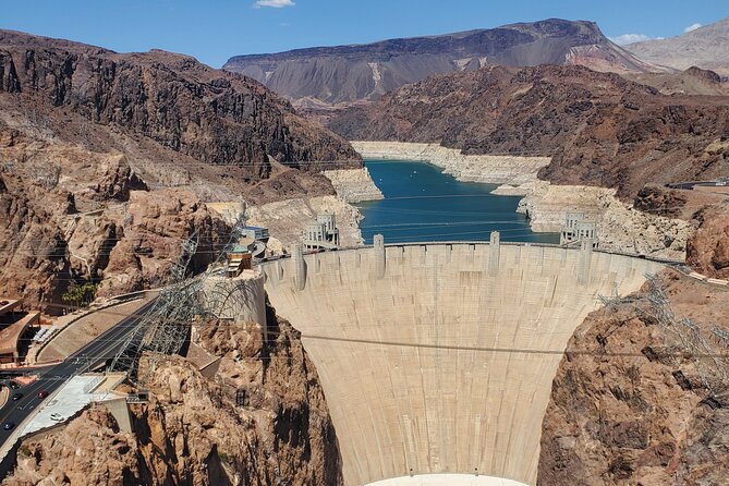 Small Group Hoover Dam, Lake Mead and Boulder City Tour - Lake Mead Lakeview Overlook: the reservoir that changes your perspective