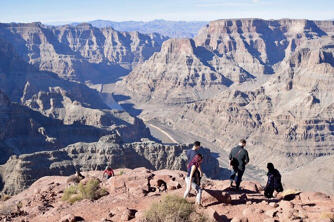 Small Group Tour: Grand Canyon West Rim, Skywalk & Hoover Dam - Guides that keep the day smooth: Steve, Jose, and Ward style