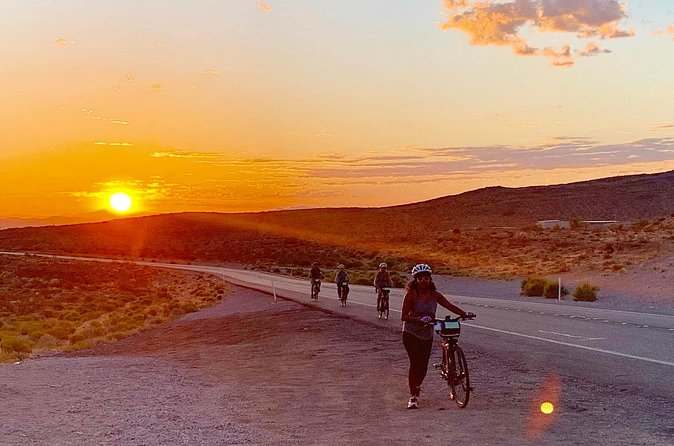 Sunrise Red Rock Canyon Self-Guided Electric Bike Tour with Hotel Pick-up - The Pedal-Assist E-Bike Setup That Helps on Real Hills