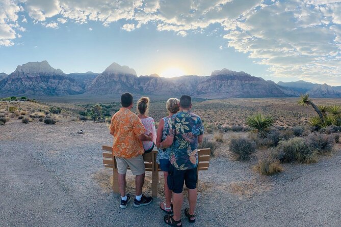 Sunset Hike and Photography Tour near Red Rock with Optional 7 Magic Mountains - What to wear and bring for a comfortable sunset hike
