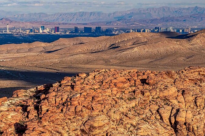 Sunset Red Rock Canyon Helicopter Tour and Champagne Toast - The Champagne Toast on a Private Bluff, and How to Enjoy It Cold or Warm