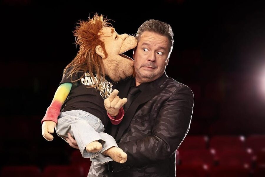 Terry Fator: One Man, a Hundred Voices, a Thousand Laughs! - Before showtime: what to do when doors open