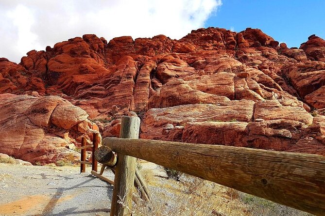 The “As Seen on TV” Panoramic Red Rock Canyon Scenic Loop Tour - Entering Red Rock Canyon: what you’ll do with those 2 hours