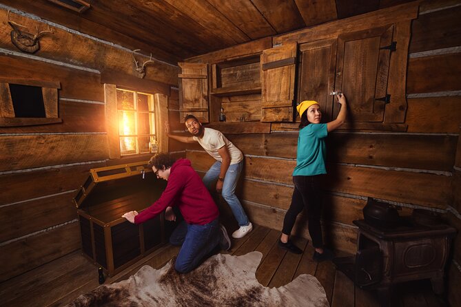 The Escape Game Las Vegas: 60-Minute Adventure at The Forum Shops - Locked doors, exit buttons, and the comfort factor