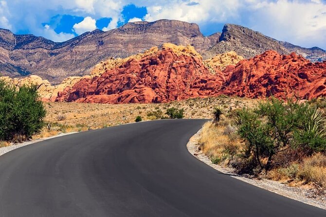 The Ultimate Red Rock Canyon Scenic Experience - Group Size and the Guide Factor, Including JT
