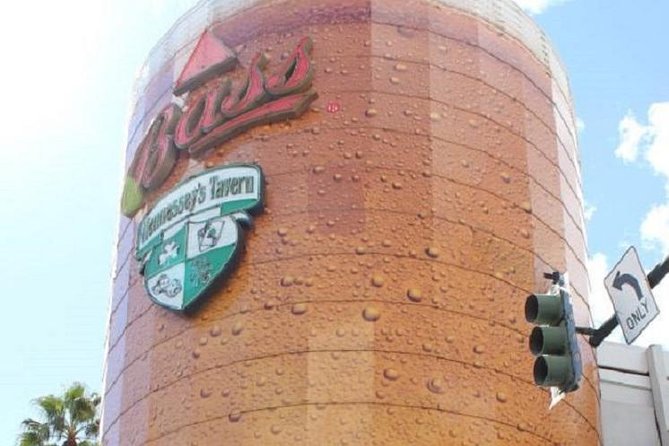 The Weird, Wacky Fremont Bar Experience with Cocktails and Photos - Fremont East District: champagne, a Get Smashed cocktail, and Therapy shots