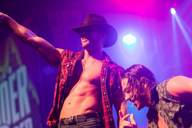 Thunder from Down Under at the Excalibur Hotel and Casino - Beverages at the venue, and how to plan your night
