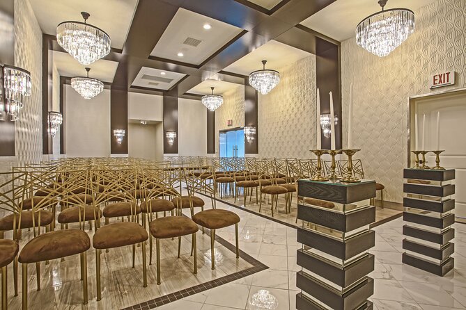 Traditional Las Vegas Wedding Package - Transportation and pickup limits: the part that can mess up your day