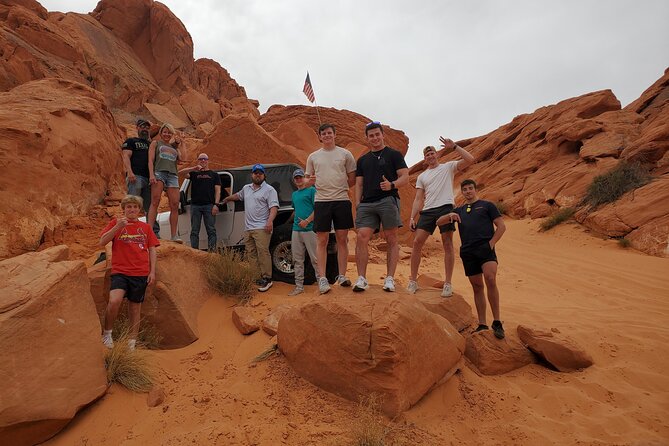 Valley Of Fire Best Off Road Jeep Tour with Lunch - Lunch and hydration: keeping the momentum in the desert