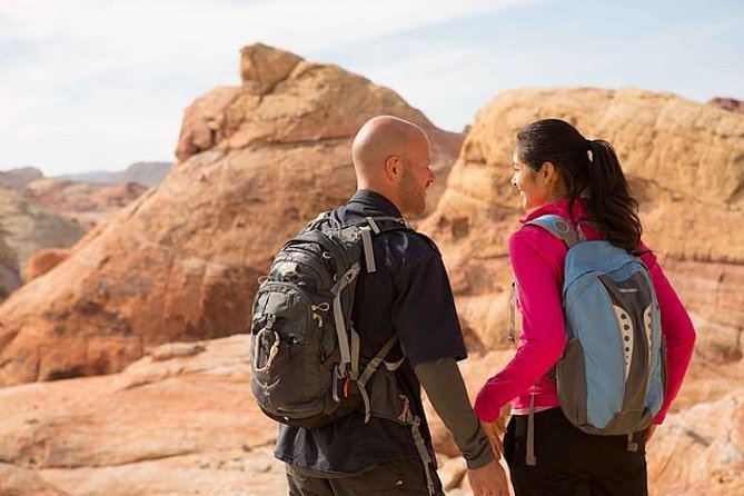 Valley of Fire Guided Hike from Las Vegas - Fire Wave: the first big visual wow
