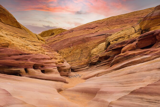 Valley of Fire Sunset Tour from Las Vegas - Snacks, Water, and Real Desert Comfort