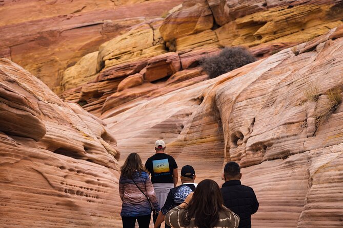 Valley of Fire Sunset Tour from Las Vegas - Guide Style and Photo Help, Especially with Janos