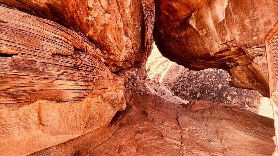 Valley of Fire VIP Small Group Tour From Las Vegas - Small-group VIP format: what “max 13” means in real life