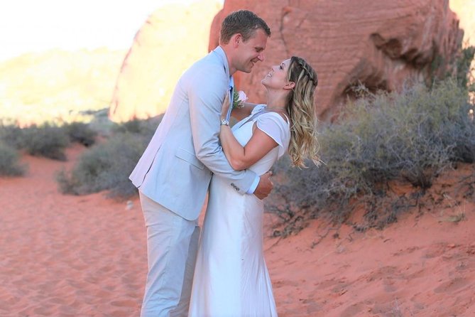 Valley of Fire Wedding by Private Limousine - Timing, Pickup Locations, and How to Avoid Day-Of Friction