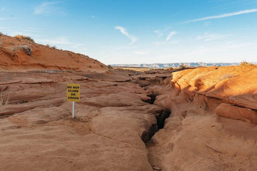 Vegas: Antelope Canyon & Horseshoe Bend Tour at Golden Hour - Antelope Canyon at golden hour: what changes when the sun hits
