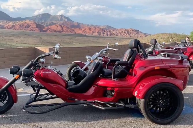 Vegas Strip and Red Rock Canyon Guided Trike or Slingshot Tour - Stop 2: Red Rock overlooks plus Blue Diamond, what you should expect