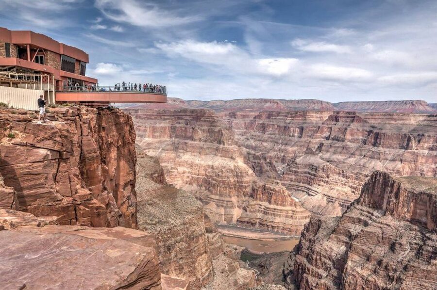 Vegas: VIP West Rim Helicopter Tour + Skywalk Option - The helicopter flight: what you see over Hoover Dam and Lake Mead