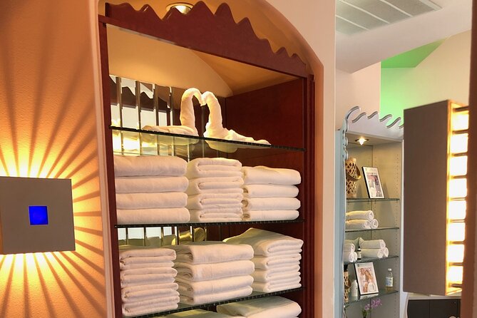 VIP 60 Minute Body Massage w/ Hot Stones - Hot stones and a VIP room, minutes from the Strip