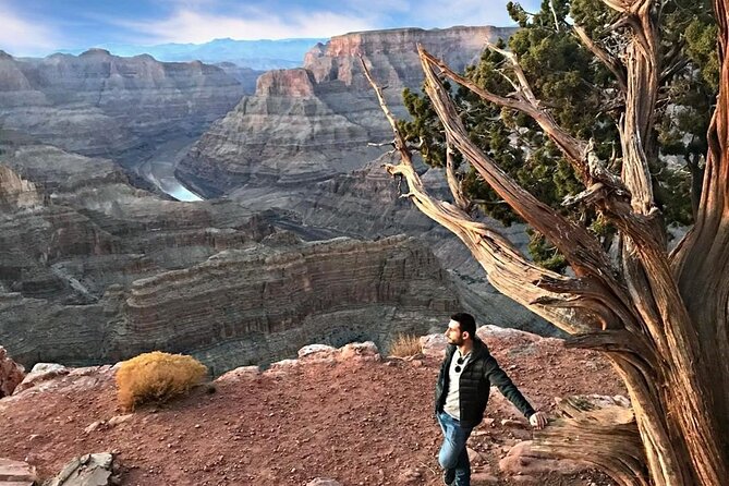 VIP Luxury Grand Canyon West and Hoover Dam with Skywalk - What to Expect From the Ride and the Group Size