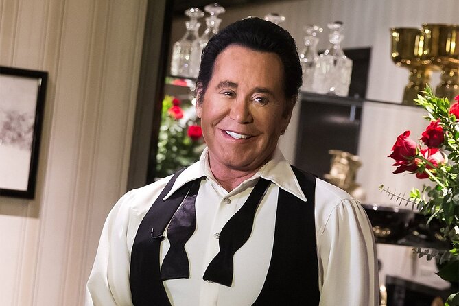 Wayne Newton: Up Close and Personal at the Flamingo Las Vegas - Price and value for $85.20, what you are really paying for