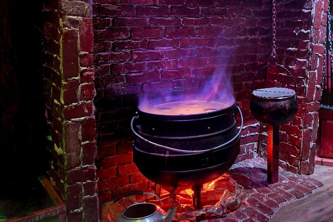 Witch House Escape Room in Las Vegas - Key things to know before you book